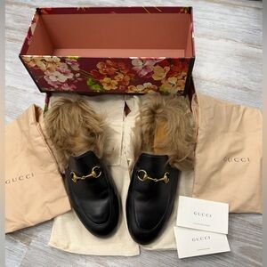 Gucci Black Leather Mules with Fur size 38. (7 1/2)